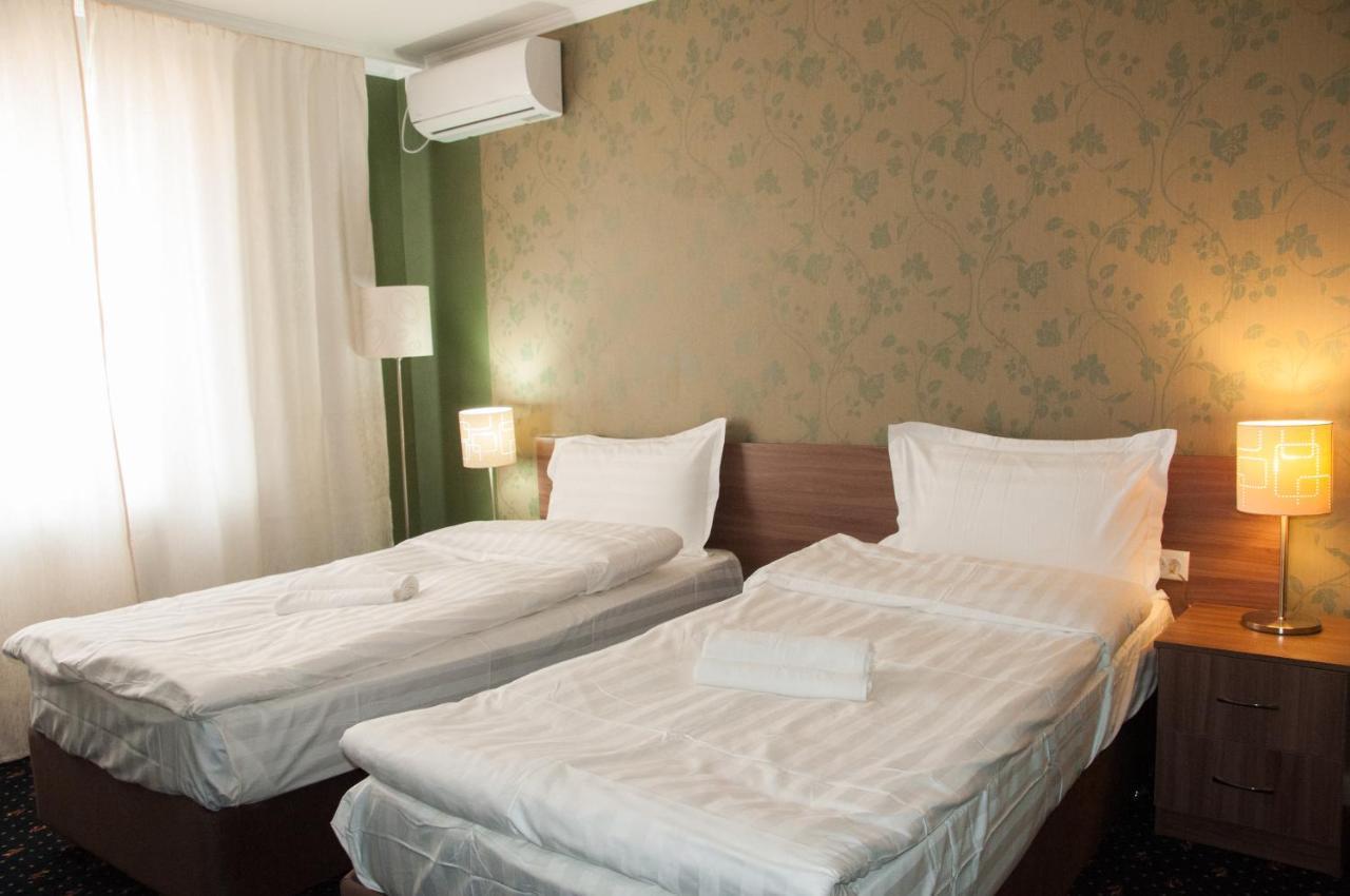 Gokai Hotel Astana Buitenkant foto