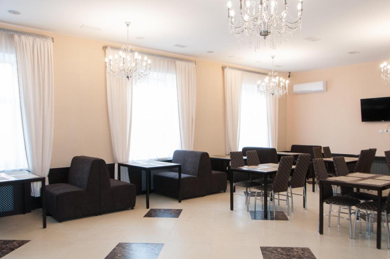 Gokai Hotel Astana Buitenkant foto