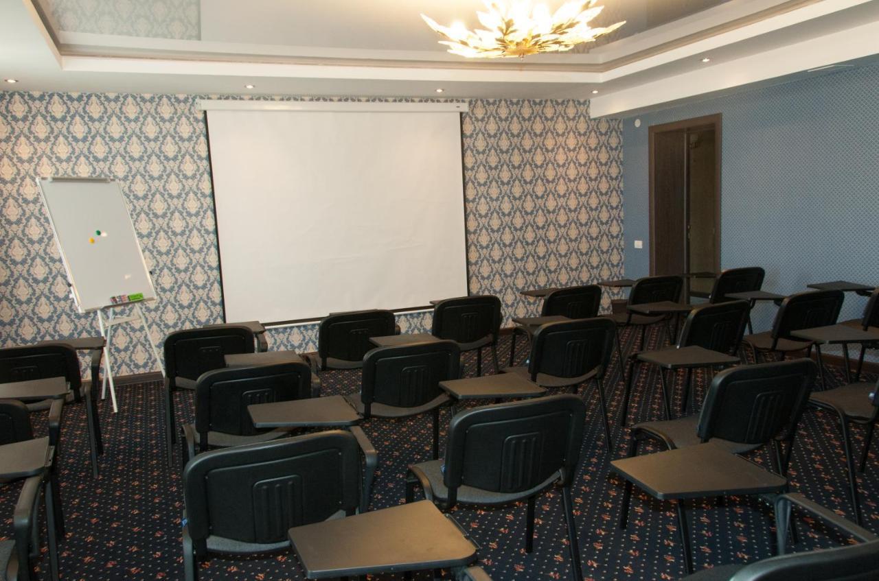 Gokai Hotel Astana Buitenkant foto